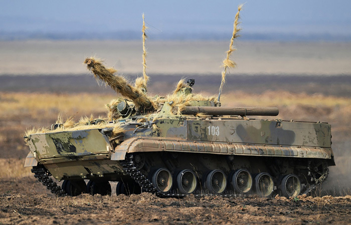 Есть ли у БМП-3 стальная броня или он полностью алюминиевый