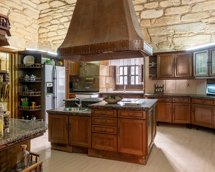 Интерьер преображенной кухни. | Фото: viva-sothebysrealty.com. Интерьер преображенной кухни. | Фото: viva-sothebysrealty.com.
