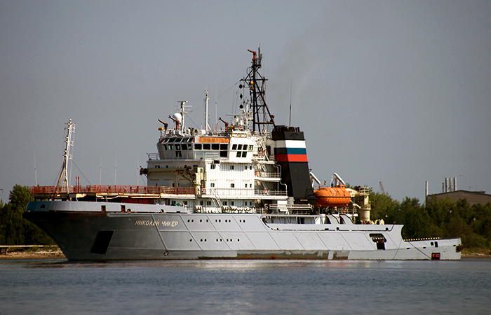 Буксир СБ-131 «Николай Чикер»./ Фото: muegn.ru Буксир СБ-131 «Николай Чикер»./ Фото: muegn.ru