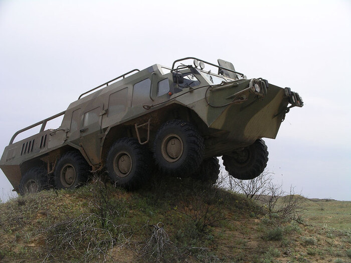 ГАЗ-59037 могла ездить по бездорожью и плавать/ Фото: igor113.livejournal.com ГАЗ-59037 могла ездить по бездорожью и плавать/ Фото: igor113.livejournal.com