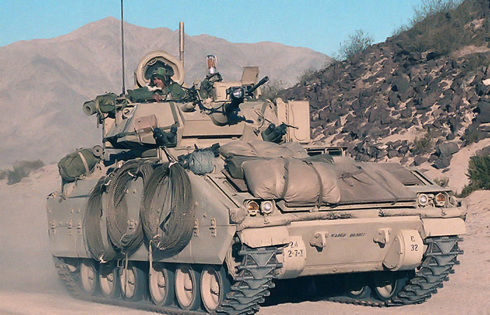 БТР Bradley M2A1./ Фото: armedconflicts.com БТР Bradley M2A1./ Фото: armedconflicts.com