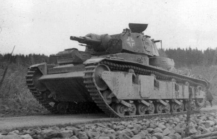 Танк Panzerkampfwagen neubaufahrzeug./ Фото: smotryashka.ru Танк Panzerkampfwagen neubaufahrzeug./ Фото: smotryashka.ru