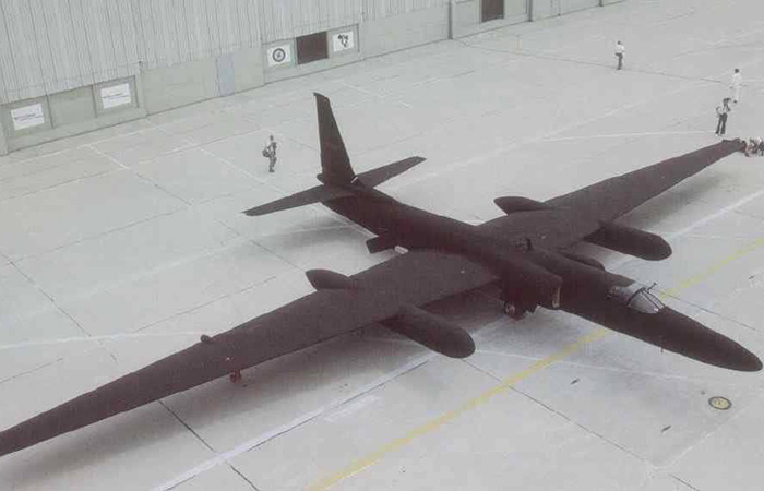 Высотный самолёт U-2 Dragon Lady./ Фото: topwar.ru Высотный самолёт U-2 Dragon Lady./ Фото: topwar.ru