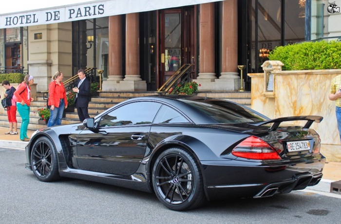 Двигатель Mercedes SL65 AMG Black Series развивает мощность 661 л. с./ Фото: reddit.com Двигатель Mercedes SL65 AMG Black Series развивает мощность 661 л. с./ Фото: reddit.com