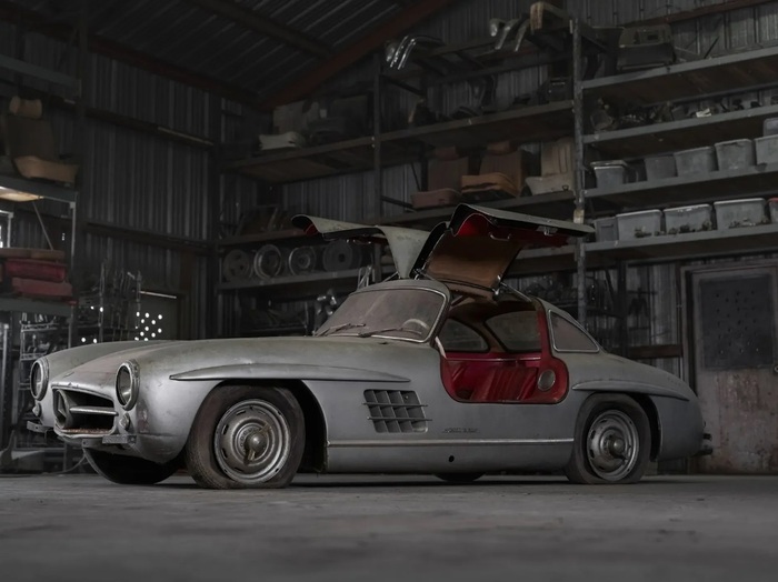 Mercedes-Benz 300 SL Alloy Gullwing мог достичь скорости 260 км в час/ Фото: wspn.ru Mercedes-Benz 300 SL Alloy Gullwing мог достичь скорости 260 км в час/ Фото: wspn.ru