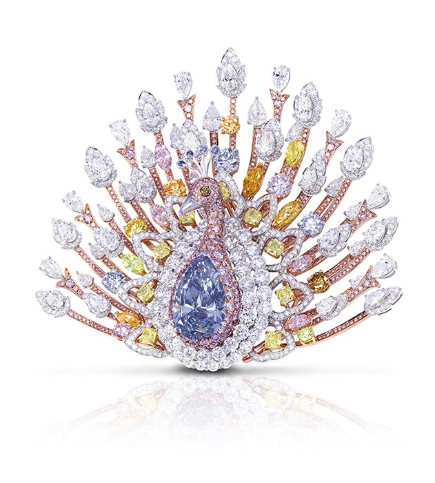Брошь в виде павлина - одно из самых дорогих украшений в мире. /Фото: thejewelleryeditor.com Брошь в виде павлина - одно из самых дорогих украшений в мире. /Фото: thejewelleryeditor.com