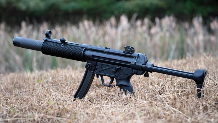 MP-5 SD с интегрированным глушителем/ Фото: proguns.ru MP-5 SD с интегрированным глушителем/ Фото: proguns.ru