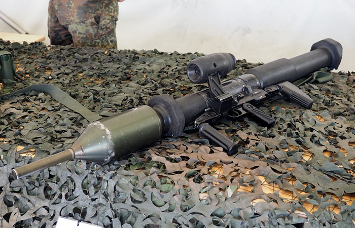 Гранатомёт Panzerfaust./ Фото: wikimedia.org Гранатомёт Panzerfaust./ Фото: wikimedia.org