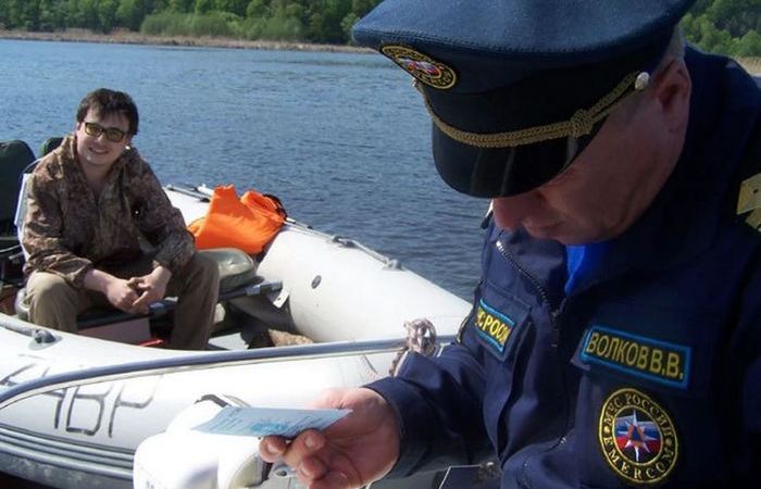 Что делать рыбаку, если при лимите в 5 кг он поймал две рыбы на 2 и 4 кг