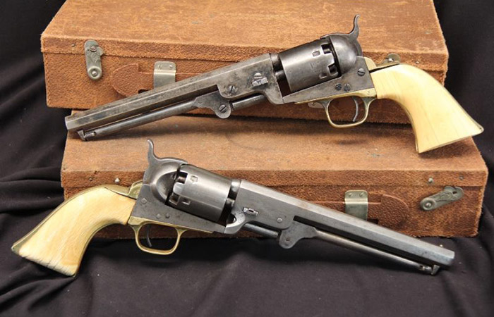 Револьвер Colt 1851 Navy/ Фото: pinterest.com Револьвер Colt 1851 Navy/ Фото: pinterest.com
