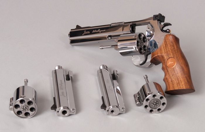Janz Quick Change Revolver./ Фото: gunsinternational.com Janz Quick Change Revolver./ Фото: gunsinternational.com