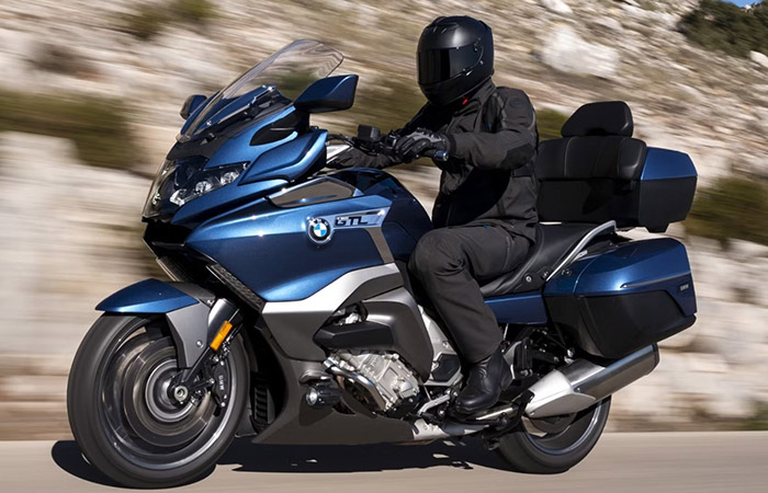 BMW K1600 с двигателем V6./ Фото: hotcars.com BMW K1600 с двигателем V6./ Фото: hotcars.com