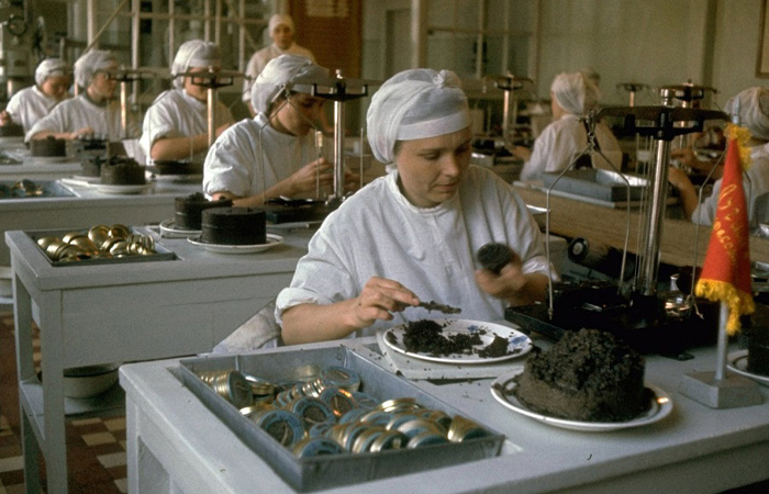 Иностранцы удивлялись доступности и низкой стоимости икры/ фото: caspicaviar.ru Иностранцы удивлялись доступности и низкой стоимости икры/ фото: caspicaviar.ru
