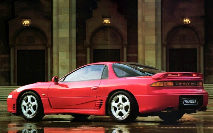 Mitsubishi 3000GT был одним из самых быстрых и технологичных автомобилей/ Фото: autohs.ru Mitsubishi 3000GT был одним из самых быстрых и технологичных автомобилей/ Фото: autohs.ru