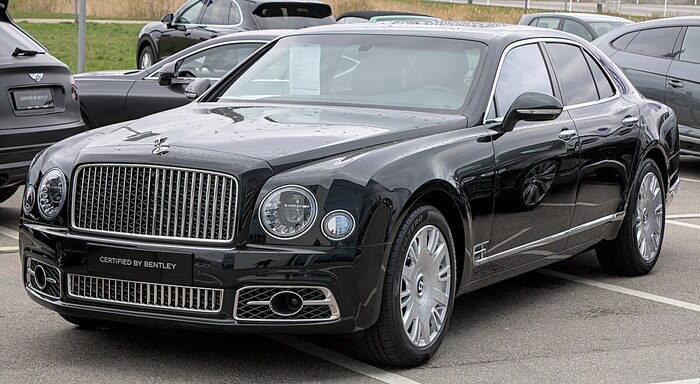 Bentley предлагает высокий уровень комфорта и динамики/ Фото: wikipedia.org Bentley предлагает высокий уровень комфорта и динамики/ Фото: wikipedia.org
