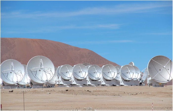 Астрономическая обсерватория ALMA / Источник: public.nrao.edu Астрономическая обсерватория ALMA / Источник: public.nrao.edu
