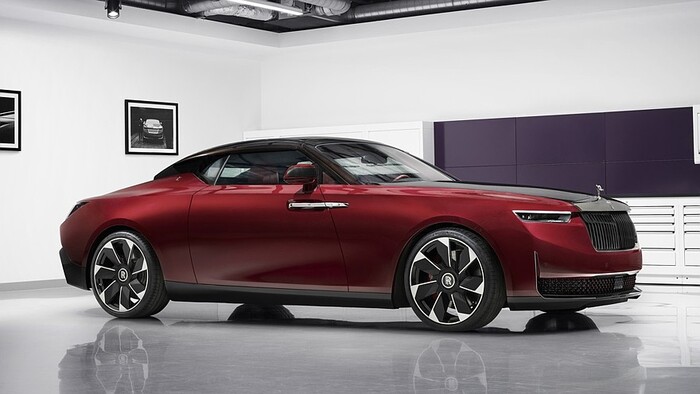 Rolls-Royce La Rose Noire Droptail покрыт четырьмя слоями лака/ Фото: kolesa.ru