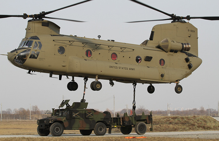 Вертолёт CH-47F Chinook./ Фото: milconskam.com
