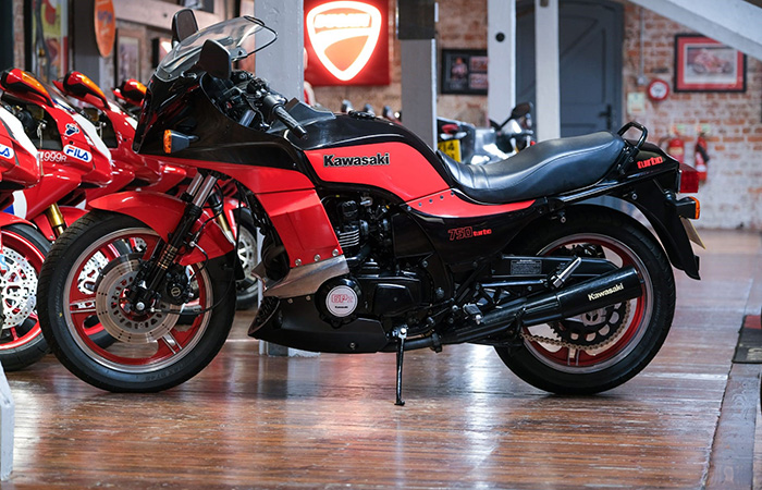 Kawasaki GPZ750 Turbo./ Фото: ebrclerkofcourt.org Kawasaki GPZ750 Turbo./ Фото: ebrclerkofcourt.org