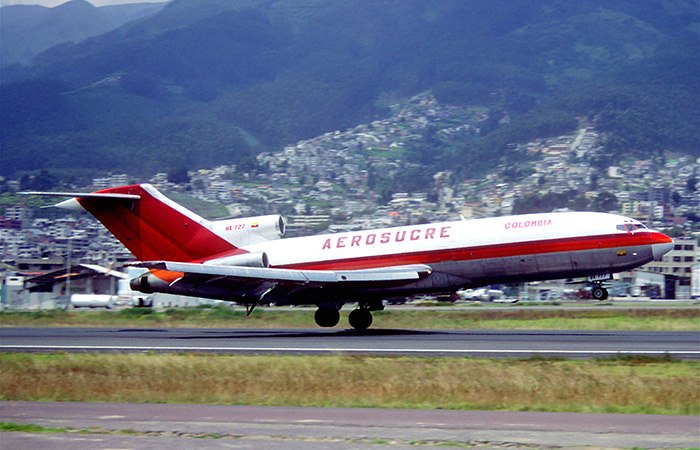 Boeing 727 может взлетать с короткой ВПП./ Фото: warthunder.com