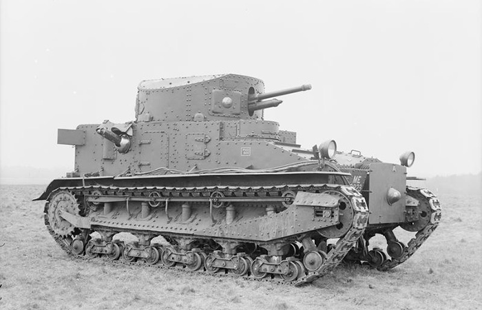 Танк Vickers Medium Mark I, 1918 год./ Фото: iwm.org.uk Танк Vickers Medium Mark I, 1918 год./ Фото: iwm.org.uk