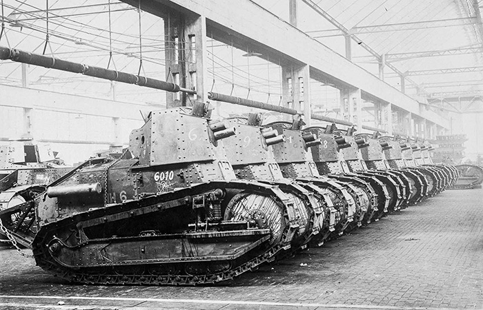 Танки Renault FT 75 BS, 1919 год./ Фото: wikipedia.org Танки Renault FT 75 BS, 1919 год./ Фото: wikipedia.org