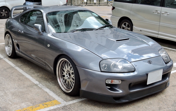 Toyota Supra A80, надежный и выносливый/ Фото: wikimedia.org Toyota Supra A80, надежный и выносливый/ Фото: wikimedia.org