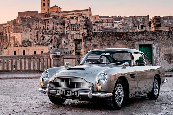 Aston Martin DB5 мог разогнаться до 233 км в час/ Фото: soymotor.com Aston Martin DB5 мог разогнаться до 233 км в час/ Фото: soymotor.com