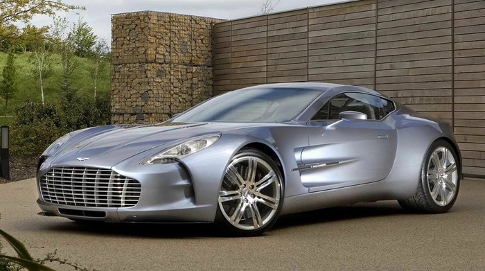 Aston Martin One-77, мощный и изящный/ Фото: auto.ru Aston Martin One-77, мощный и изящный/ Фото: auto.ru