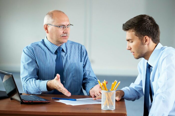 Говорите с боссом. / Фото: job.com Говорите с боссом. / Фото: job.com