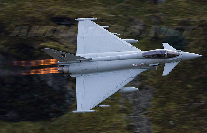 Истребитель Eurofighter Typhoon./ Фото: topwar.ru Истребитель Eurofighter Typhoon./ Фото: topwar.ru