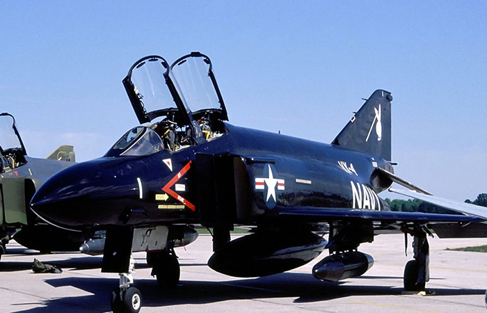 McDonnell Douglas F-4 Phantom II Black Bunny./ Фото: theaviationist.com McDonnell Douglas F-4 Phantom II Black Bunny./ Фото: theaviationist.com