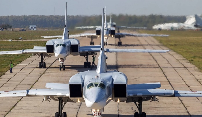 Самолет теперь может нести противокорабельную ракету Х-32/ Фото: kvirispalitra.ge Самолет теперь может нести противокорабельную ракету Х-32/ Фото: kvirispalitra.ge
