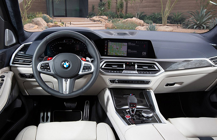 BMW - экран есть, сенсора нет./ Фото: automobili.ru BMW - экран есть, сенсора нет./ Фото: automobili.ru