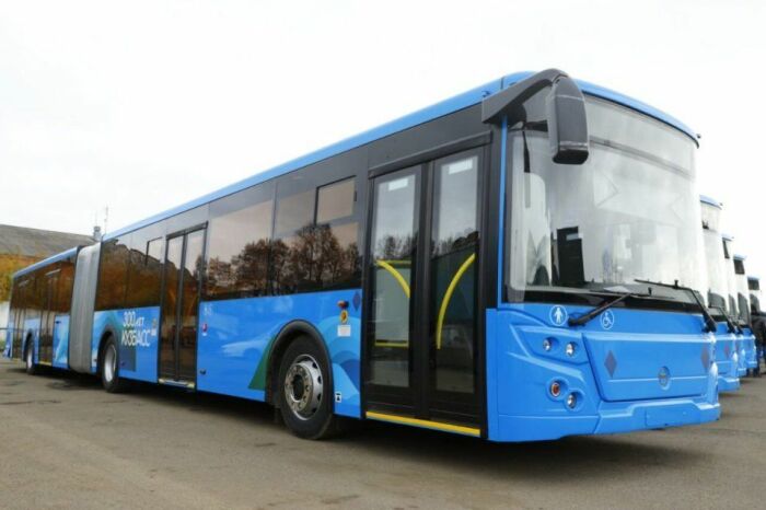 В современных автобусах отдельных дверей нет. /Фото: kem.kp.ru. В современных автобусах отдельных дверей нет. /Фото: kem.kp.ru.