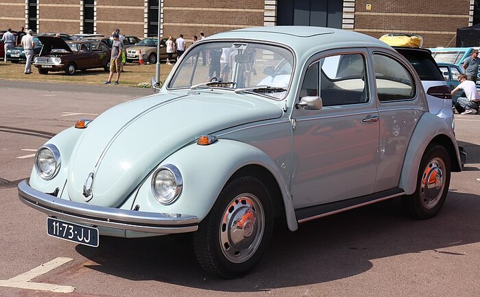 Volkswagen Beetle, народный и экономичный автомобиль/ Фото: wikimedia.org Volkswagen Beetle, народный и экономичный автомобиль/ Фото: wikimedia.org