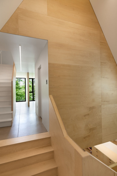 Многоуровневое пространство образует лабиринты (Fahouse, Канада). | Фото: indiaartndesign.com. Многоуровневое пространство образует лабиринты (Fahouse, Канада). | Фото: indiaartndesign.com.