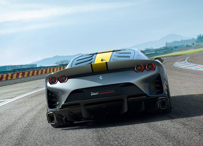 Задняя часть автомобиля/ Фото: ferrari.com