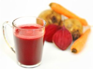 Смузи из свеклы, апельсина и имбиря