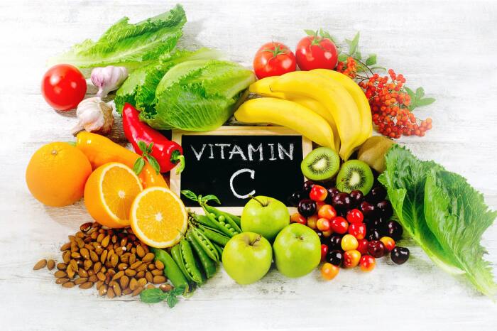 Включите в рацион продукты богатые витамином С. Фото: farmafarma.it. Включите в рацион продукты богатые витамином С. Фото: farmafarma.it.