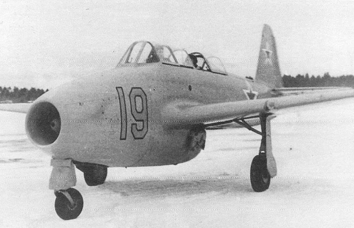 Як-17УТИ, 1947./ Фото: cmvvs.ru Як-17УТИ, 1947./ Фото: cmvvs.ru