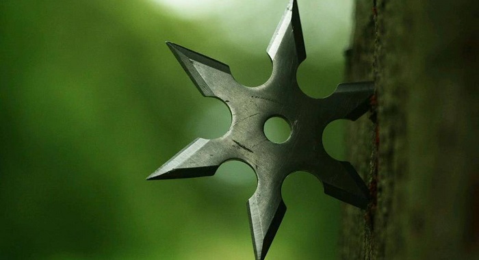 Сякен - та самая заточенная метательная звёздочка. /Фото: stoneforest.ru Сякен - та самая заточенная метательная звёздочка. /Фото: stoneforest.ru