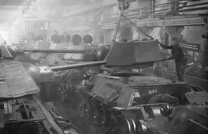 Почему у старых танков башня была литой, а борта — катаными