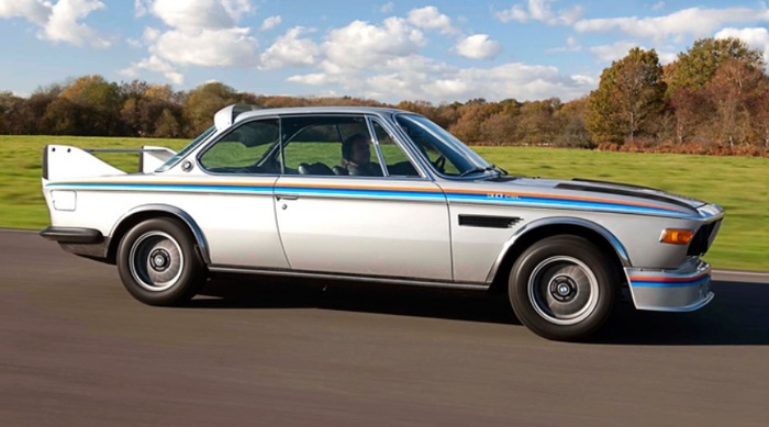 BMW 3.0 CSL Batmobile, экстравагантный и футуристичный/ Фото: topgear.com BMW 3.0 CSL Batmobile, экстравагантный и футуристичный/ Фото: topgear.com