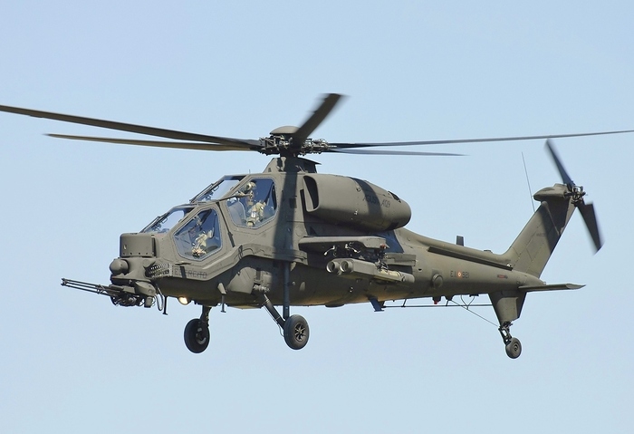 Agusta A129 Mangusta впервые поднялся в воздух в 1983 году/ Фото: wikimedia.org Agusta A129 Mangusta впервые поднялся в воздух в 1983 году/ Фото: wikimedia.org