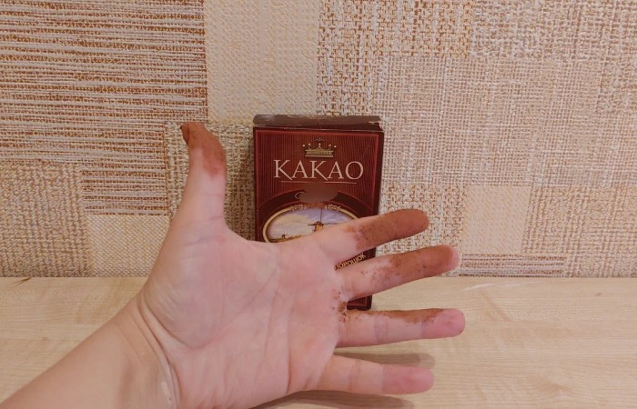 Настоящее какао оставляет следы. Настоящее какао оставляет следы.