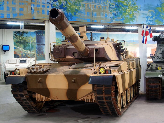 АМХ-40 создали для поставок в другие страны/ Фото: wikimedia.org АМХ-40 создали для поставок в другие страны/ Фото: wikimedia.org