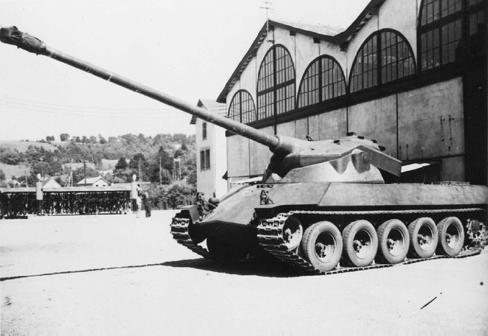 Lorraine 40t весил около 40 тонн/ Фото: war-book.ru Lorraine 40t весил около 40 тонн/ Фото: war-book.ru