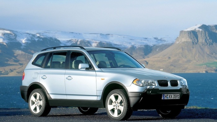 BMW X3 E83 имеет простые в эксплуатации моторы и надежную трансмиссию/ Фото: drive2.ru BMW X3 E83 имеет простые в эксплуатации моторы и надежную трансмиссию/ Фото: drive2.ru