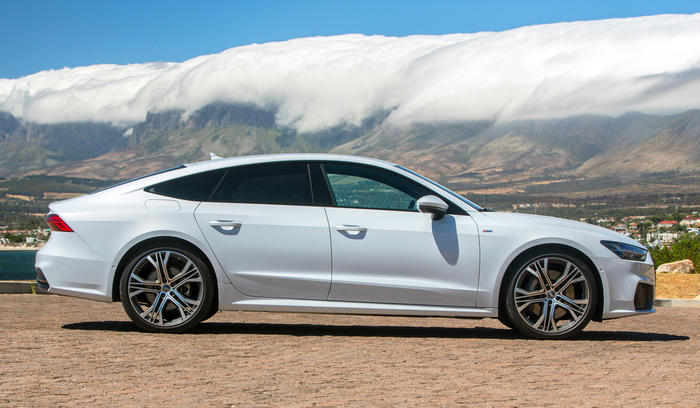 Audi A7 Sportback, стильный и эмоциональный/ Фото: autoreview.ru Audi A7 Sportback, стильный и эмоциональный/ Фото: autoreview.ru